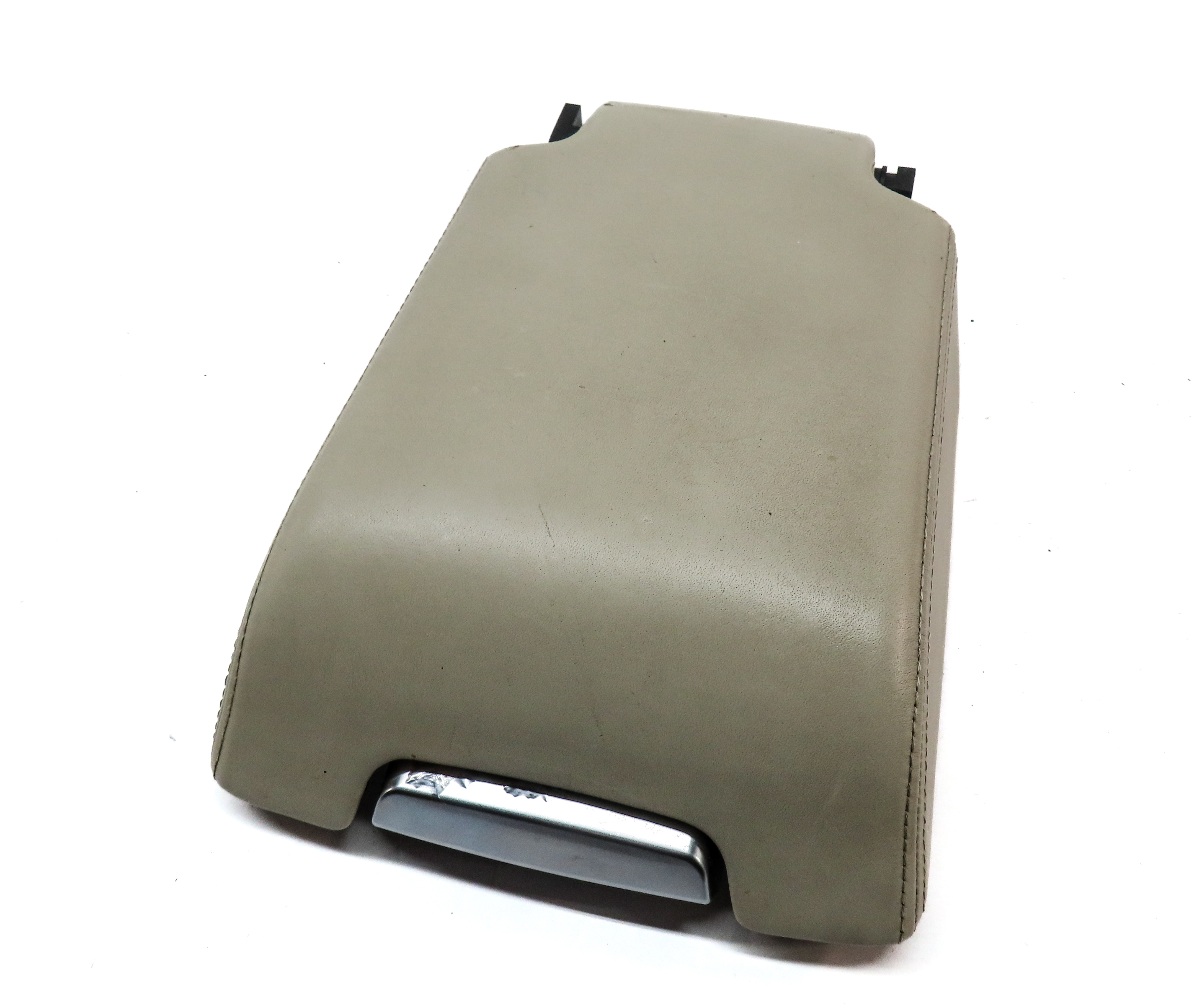 06-09 RANGE ROVER SPORT (L320) FRONT CENTER CONSOLE ARM REST LID COVER (IVORY) — exact item pictured
